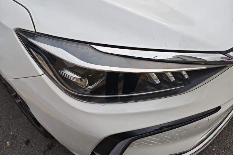 Used BAIC Beijing EU5 2018 R500 Smart Wind Edition