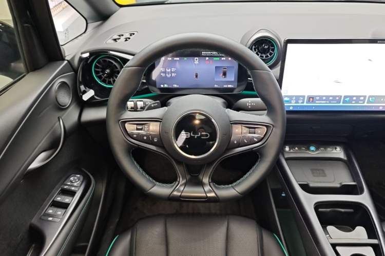 Used BYD Dolphin 2025 Intelligent Driving Version 410 km Fashion Edition Steering Wheel
