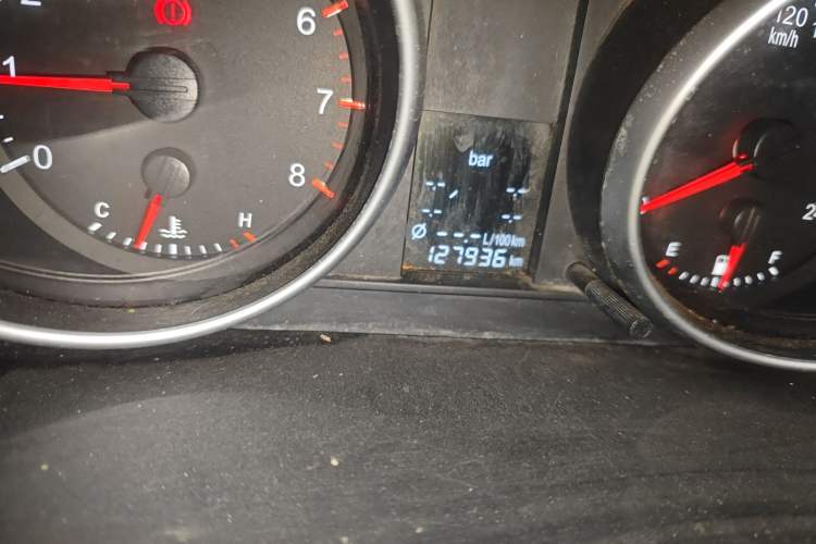 Used Haval H6 2013 Upgraded Model 1.5T Manual Two-Wheel Drive Urban Version