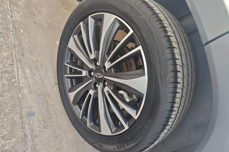 Used Chery Tiggo 8 PLUS 2024 Champion Edition 290TGDI DCT Deluxe Version 5-Seater
