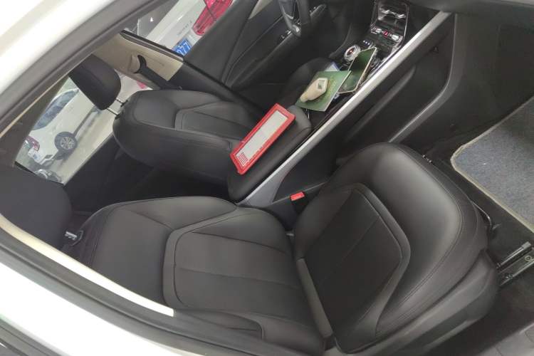 Used Wuling Xingguang 2024 Co-Creation Edition 510 Advanced Model Right Front Seat