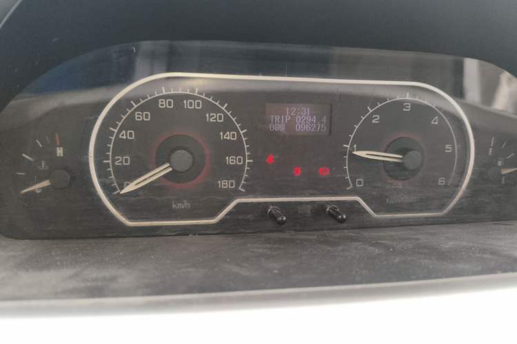 Used SAIC MAXUS Xintu V80 