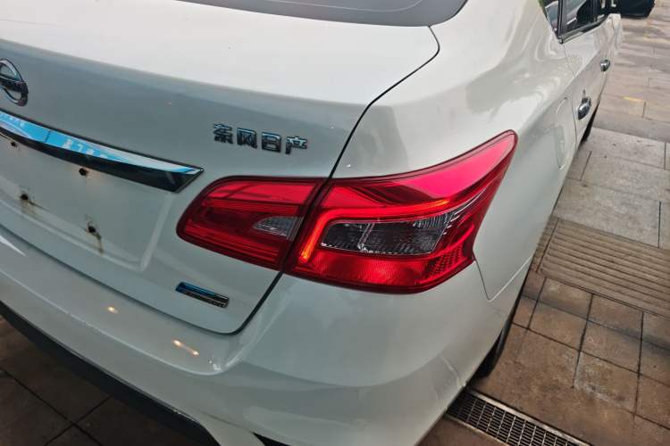 Used Nissan Sylphy 2018 1.6XV CVT Deluxe Edition Right Rear Taillight