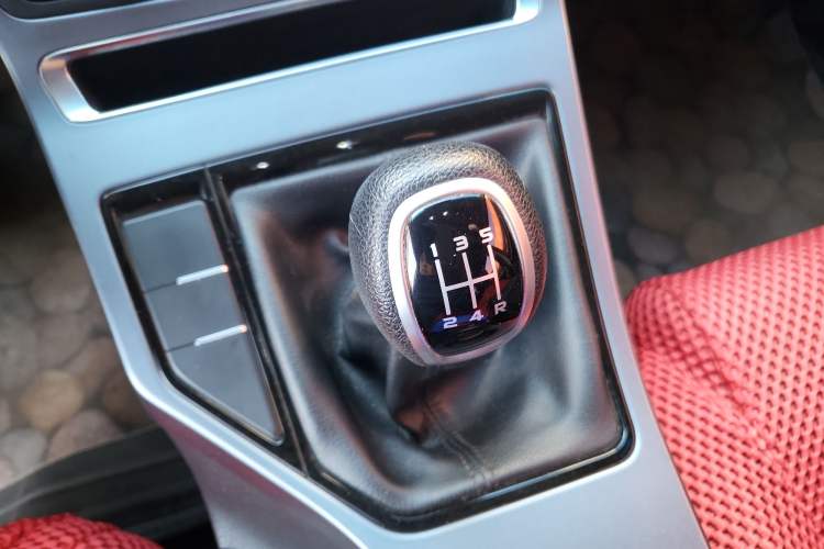 Used Geely Auto Vision S1 2018 1.5L Manual FENGXING Model
