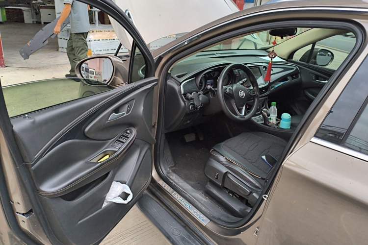 Used Buick Envision 2016 20T Two-Wheel Drive Leading Version Driver Seat