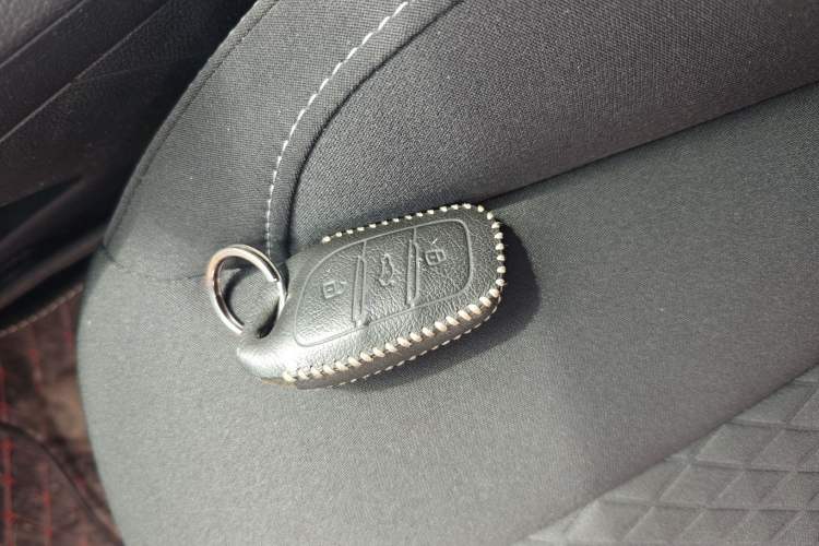 Used Roewe i5 2020 1.5L Manual 4G Connect Luxury Edition