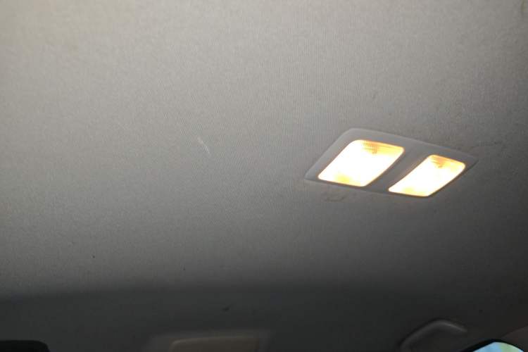 Used Mazda 3 Axela 2017 Sedan 1.5L Automatic Comfort Model Emission Standard China V