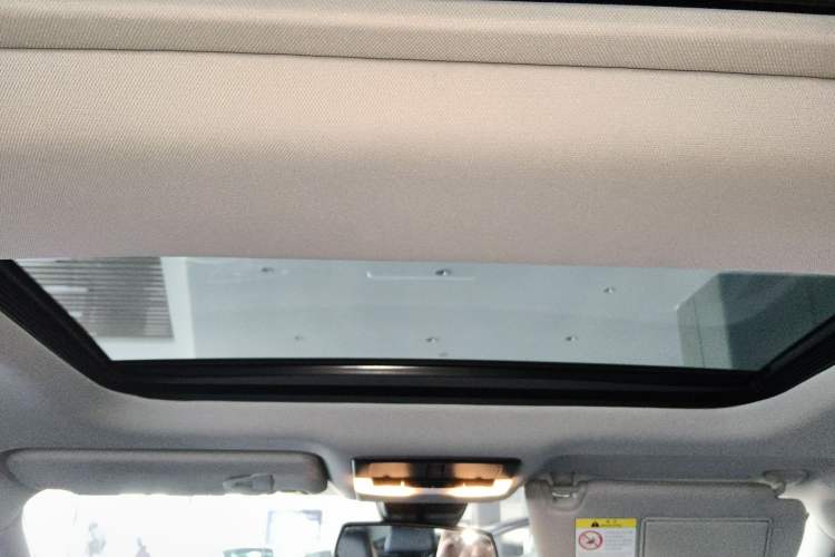 Used Nissan Teana 2020 Revised Version 2.0T XL Upper AD1 Smart Navigation Edition Headliner