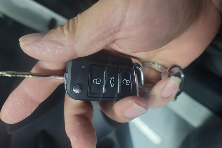 Used Nissan Qashqai 2021 2.0L CVT Smart Enjoyment Version Vehicle Key