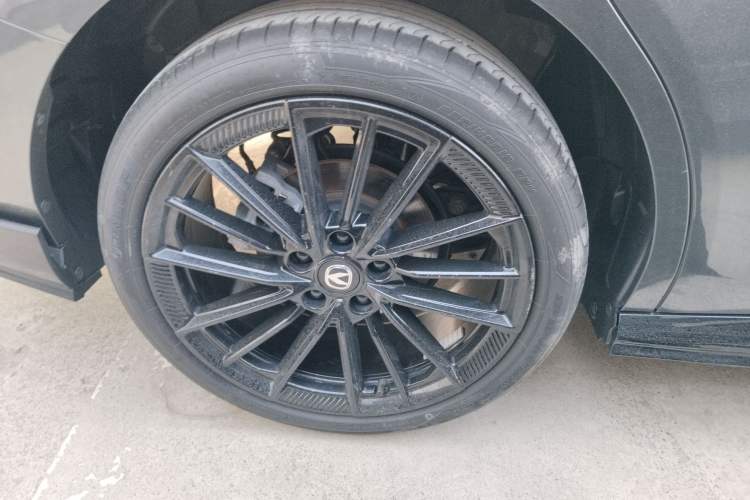 Used CHANGAN UNI-V 2023 1.5T Sport Edition
