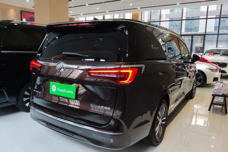 Used Buick GL8 2021 ES Landtrek 653T Comfort Edition