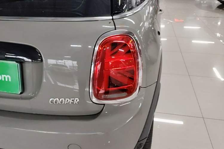 Used MINI 2019 1.5T COOPER Classic Edition
