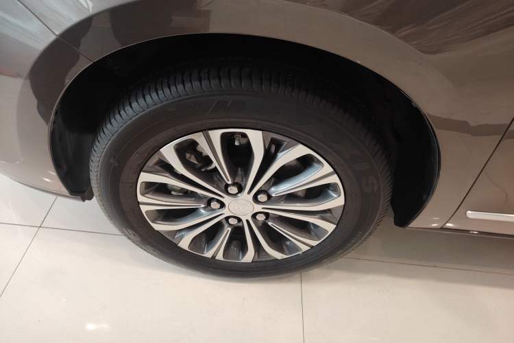 Used Buick GL8 2022 Land Business Class 652T Luxury Model
