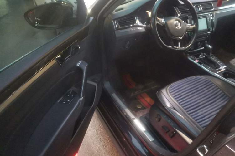 Used Volkswagen Passat 2016 330TSI DSG Prestige Edition
