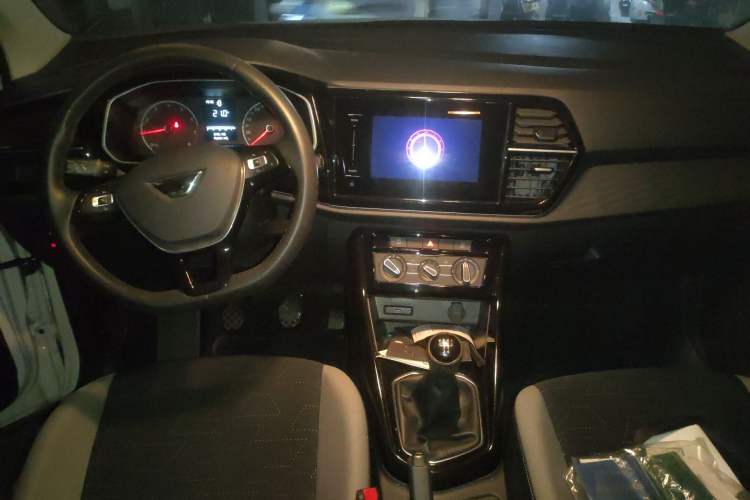 Used Jetta VS5 2021 280TSI Manual Entry-Level Trim Interior 2