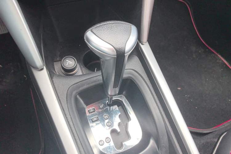 Used Citroen C3-XR 2015 1.6L Automatic Pioneer Model Gear Lever