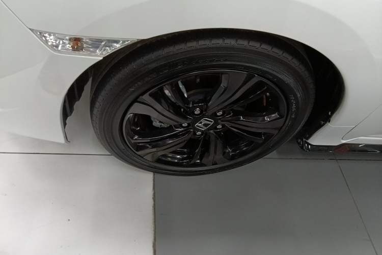 Used Honda Civic 2019 220TURBO CVT Dynamic Edition China VI Emission Standard Left Front Wheel Hub