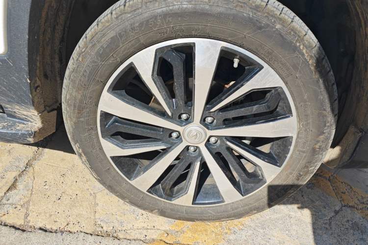 Used CHANGAN CS75 2018 280T Automatic Yazi Model China V Standard