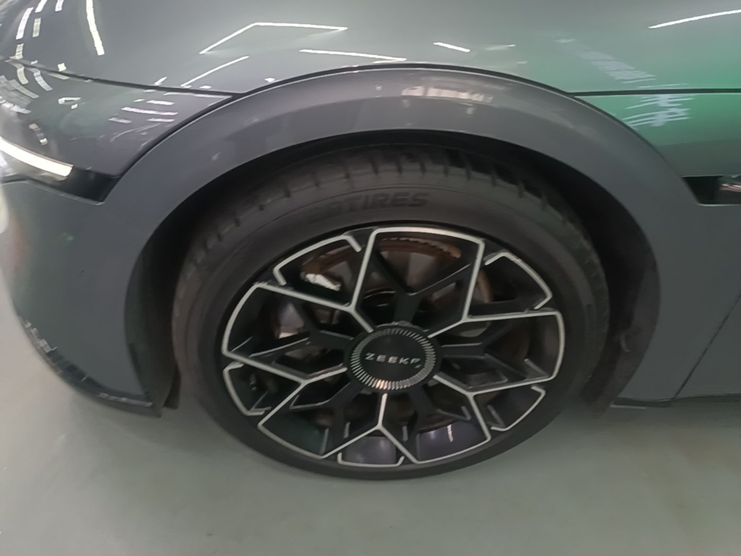 Zeekr 007 2024 Rear-Drive Intelligent Driving Version 100 kWh — снимка 10