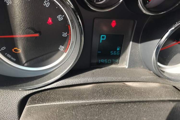 Used Buick Encore 2014 1.4T Automatic Two-Wheel Drive Urban Elite Model