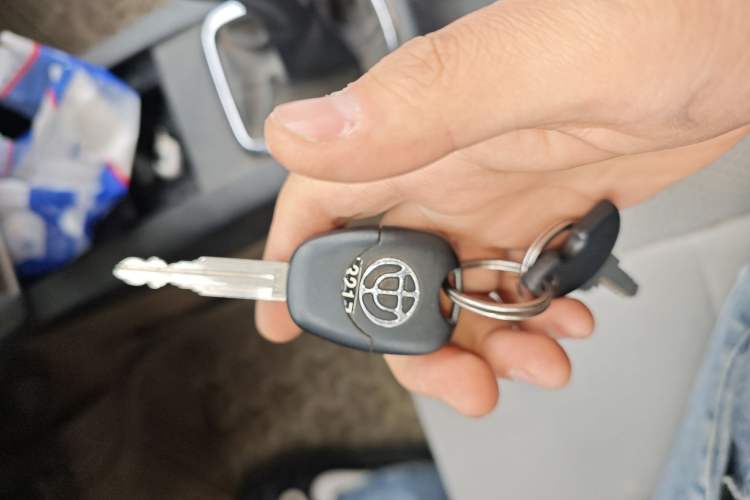 Used Brilliance Junjie FRV 2010 1.3L Manual Luxury Version