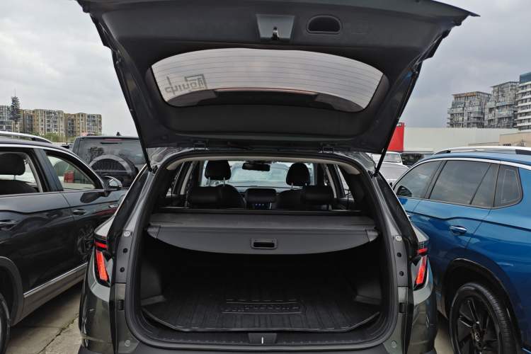 Used Hyundai Tucson 2021 Tucson L 1.5T DCT GLX Elite Edition Trunk