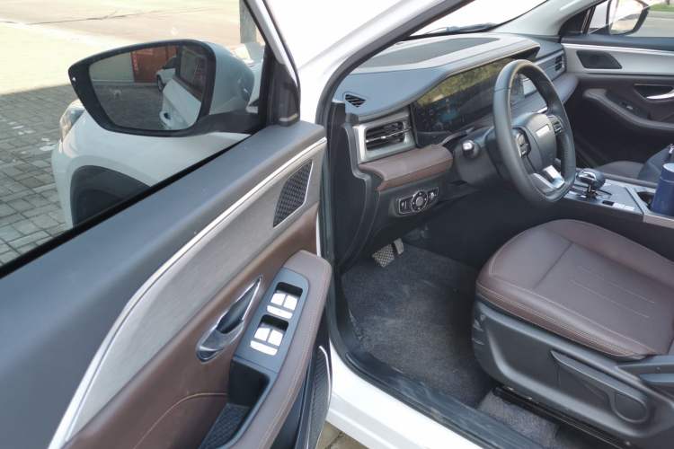 Used JETOUR X90 PLUS 2023 1.6TD DCT Flat-Platform + 5 Seats
