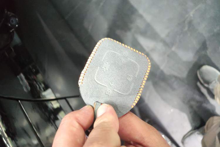 Used Zeekr 009 2024 Six-Seat Executive Version 4WD 108 kWh Vehicle Key