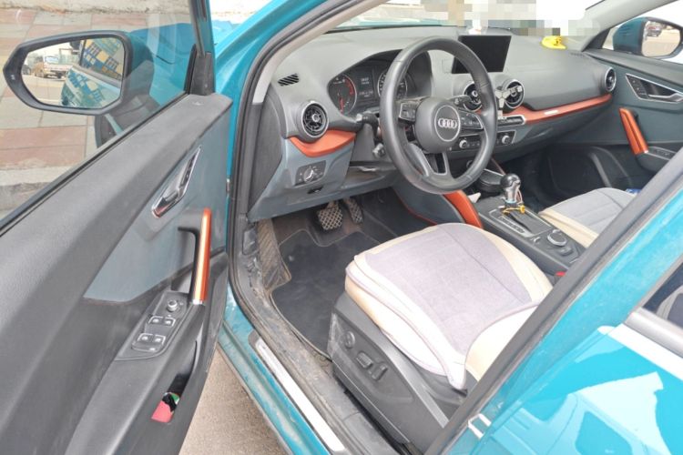 Used Audi Q2L 2018 35 TFSI Fashionable & Elegant Version China VI Emission Standard Driver Seat