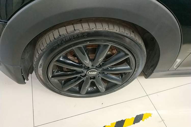 Used MINI 2018 1.5T COOPER Artist