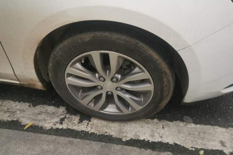 Used Buick GT 2018 18T Automatic Elite Model