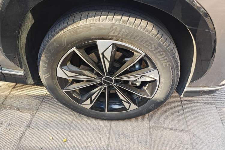 Used Roewe RX5 New Energy 2023 eRX5 Super Hybrid Premium Edition Right Front Wheel Hub