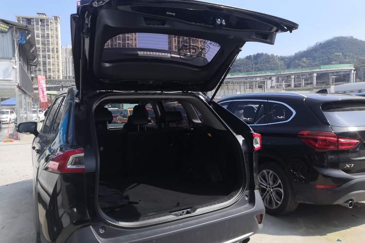 Used Toyota Wildlander 2020 2.0L CVT 4x4 Luxury Edition