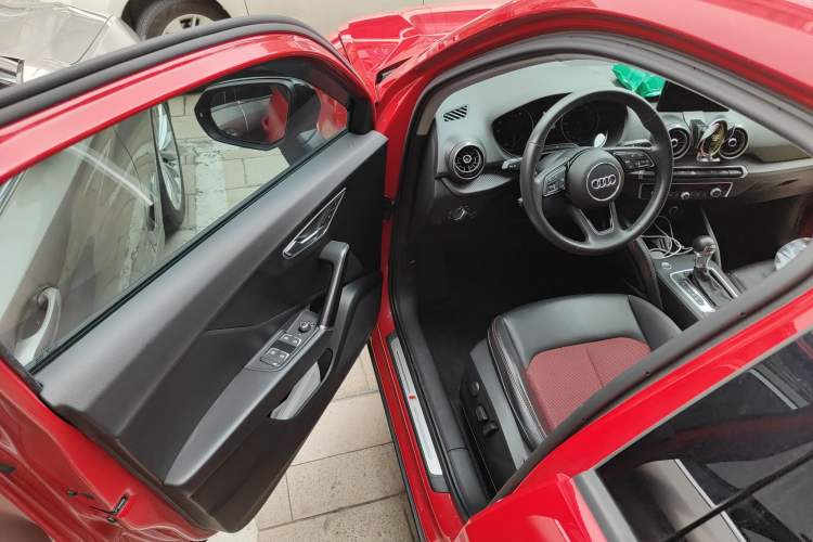 Used Audi Q2L 2020 35 TFSI Fashion Dynamic Model