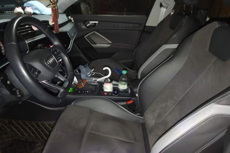 Used Audi Q3 2023 35 TFSI Fashion Dynamic Model (1.4T) Left Front Seat