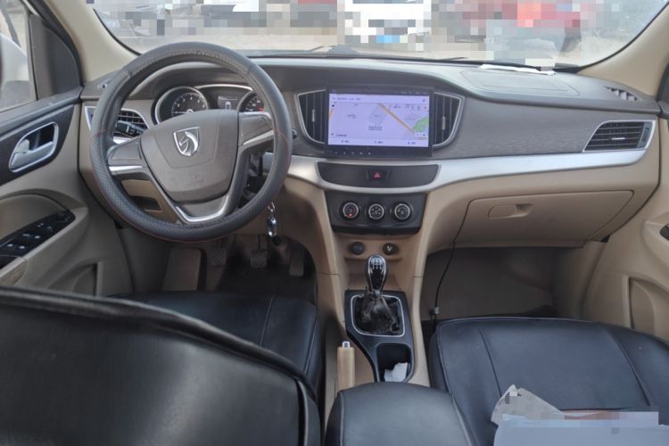 Used Baojun 730 2016 Revised 1.5L Manual Standard Version 7 Seats China V Emission Standard
