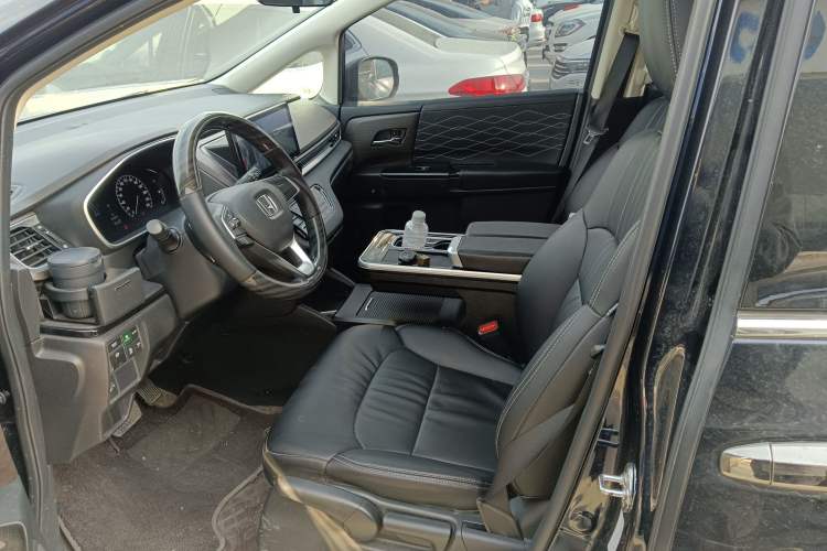 Used Honda Odyssey 2024 2.0L eHEV Sharp & Enjoy Edition