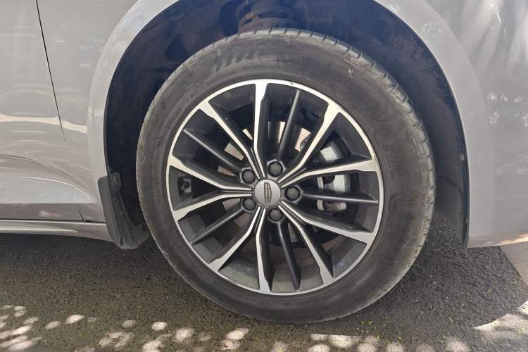 Used Geely Auto Preface 2021 2.0TD Luxury Version Right Front Wheel Hub