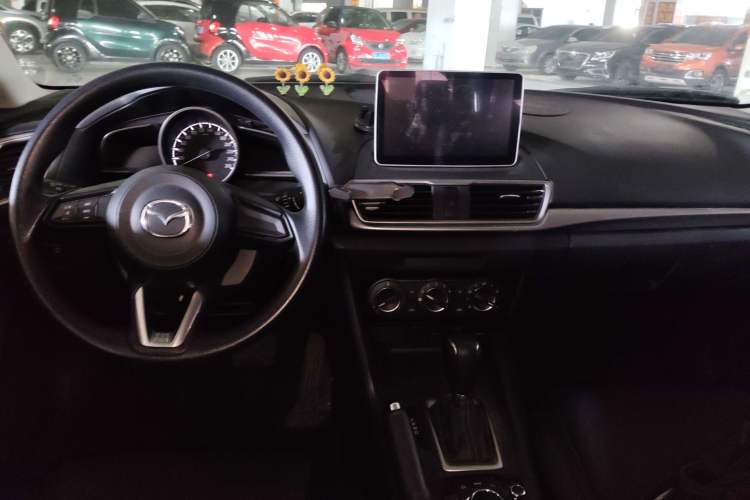 Used Mazda 3 Axela 2017 Hatchback 1.5L Automatic Comfort Model Emission Standard China V