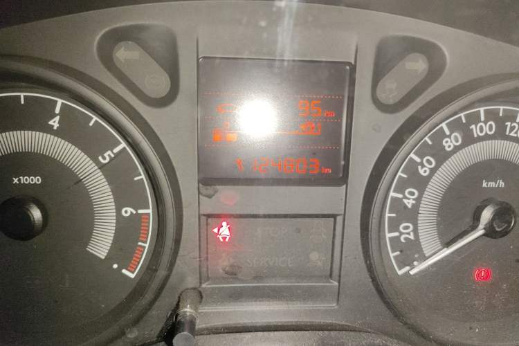 Used Peugeot 301 2014 1.6L Manual Comfort Edition