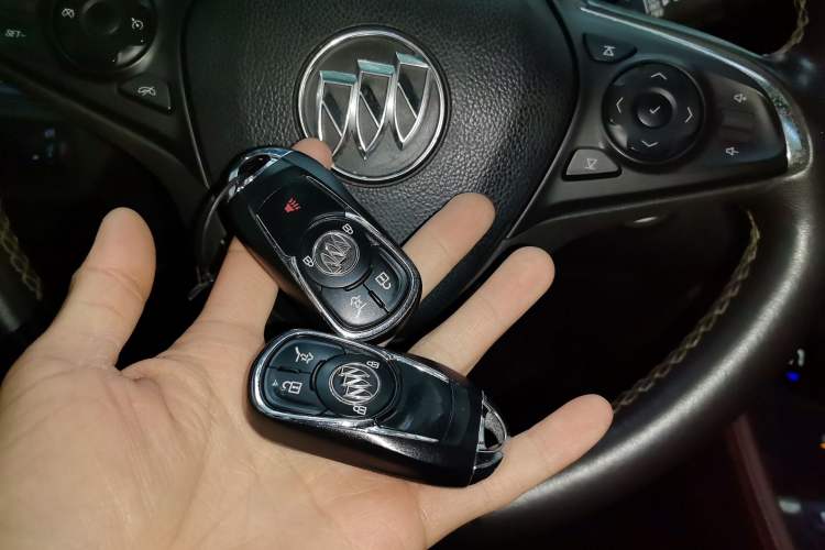 Used Buick Envision 2014 28T Four-Wheel Drive Elite Model