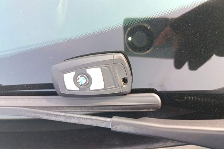 Used BMW 3 Series GT 2016 320i Fashion Model Vehicle Key