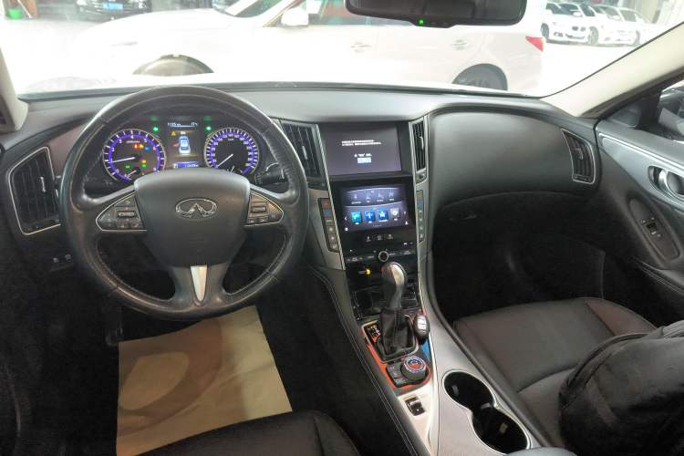 Used Infiniti Q50L 2016 2.0T Ambition Edition