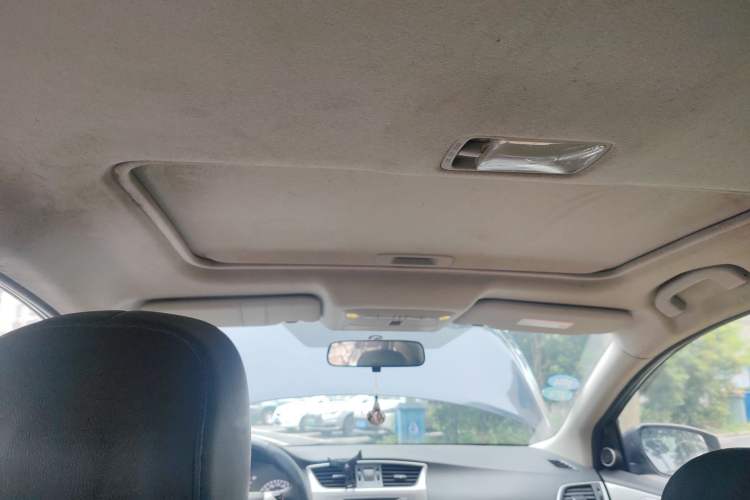 Used Nissan Sylphy 2014 1.6XV CVT Deluxe Edition Headliner