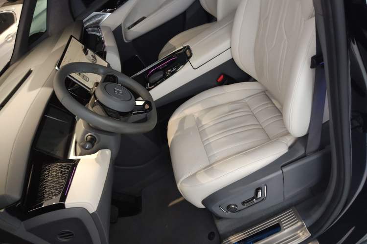 Used Zeekr 009 2022 WE Edition