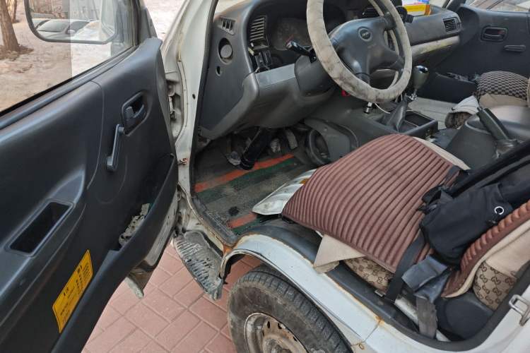 Used Jinbei Hiace 2014 2.0L Fifth-Generation Power King Classic 4G20D4B