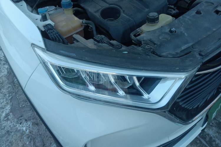 Used CHANGAN OSHAN X7 2020 1.5T Automatic Luxury Version