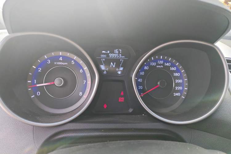 Used Hyundai Elantra (5th Generation / Langdong) 2016 1.6L Automatic Smart Version Instrument Cluster