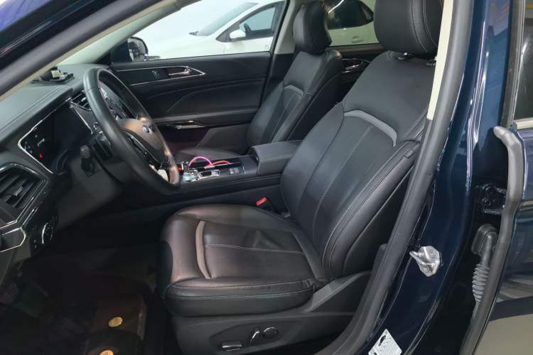 Used Ford Taurus 2017 EcoBoost 245 Luxury Model
