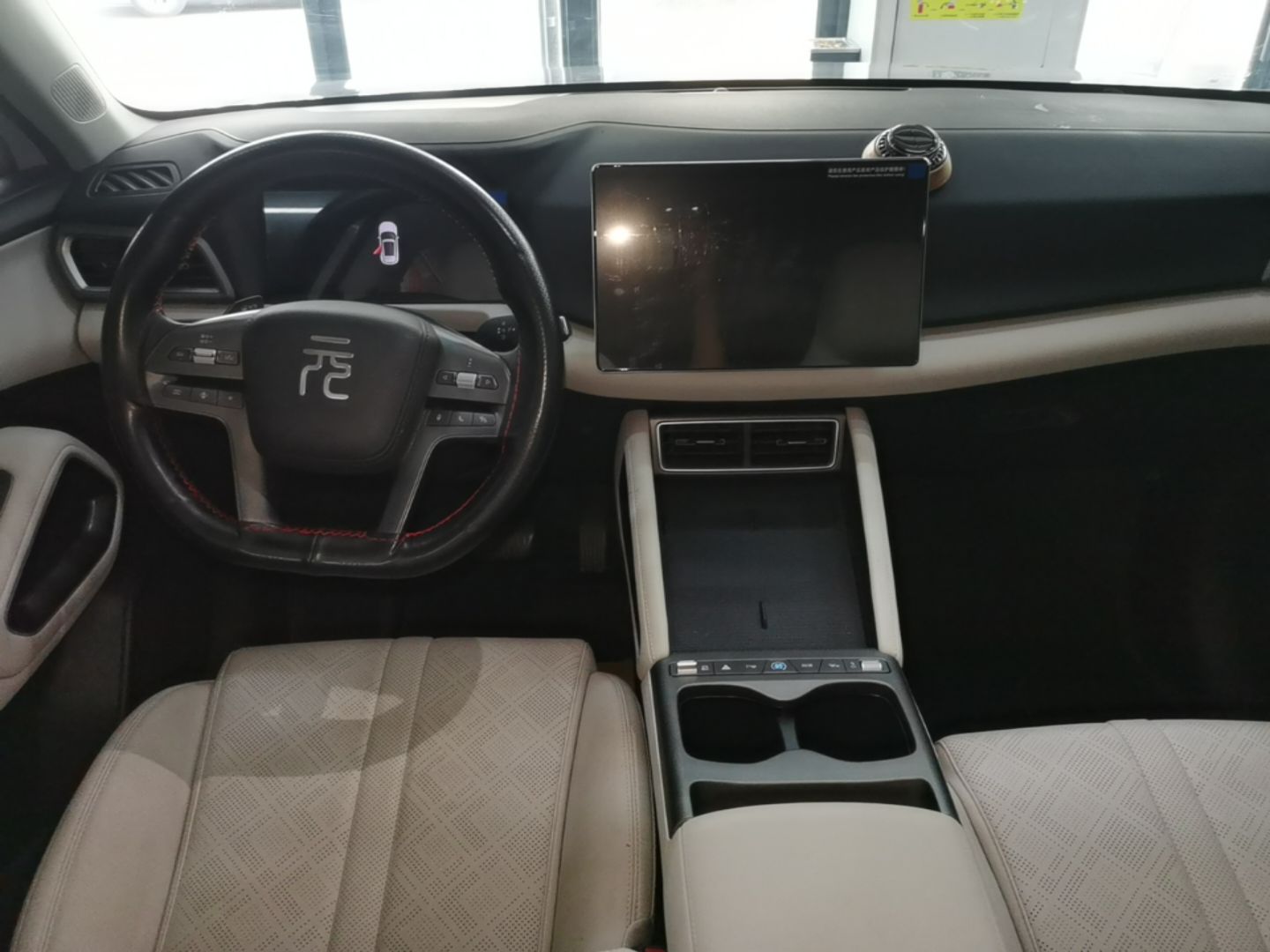 BYD Yuan UP 2025 Intelligent Driving Version 401 KM Dynamic Edition — снимка 12